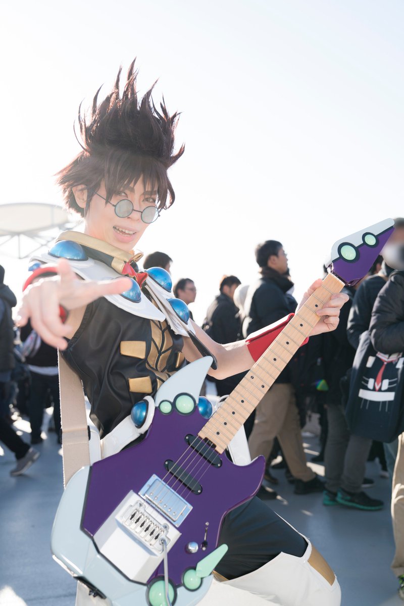 Zera C93 2日日 氷色 さん Personaondo マクロス７ 熱気バサラ カッコイイ熱気バサラを撮影させて頂き ありがとうございました リアルタイム世代なので お見かけした瞬間テンションが上がってしまいました リアルレプリカのギターも生で見る