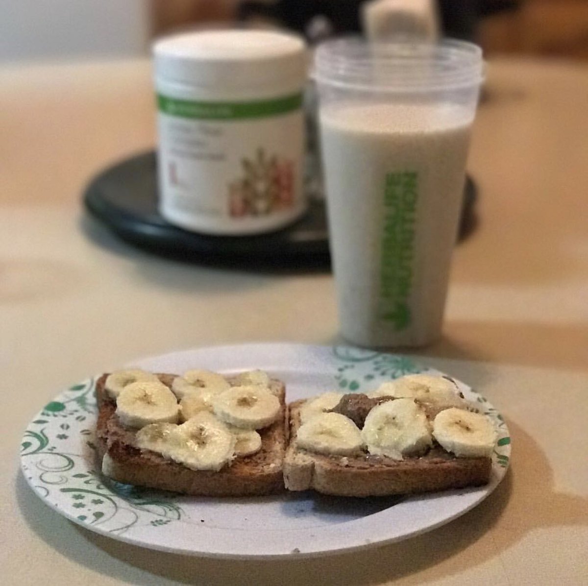 miltonmarin_'s tweet photo. Desayuno energético 
¡únete! #MARINTEAM
#follow #retonivel10🔥 #fitclubmonterrey #herbalife24 #herbalifecoach #fitness #fitnessmotivation https://t.co/T5W5u1RbKu