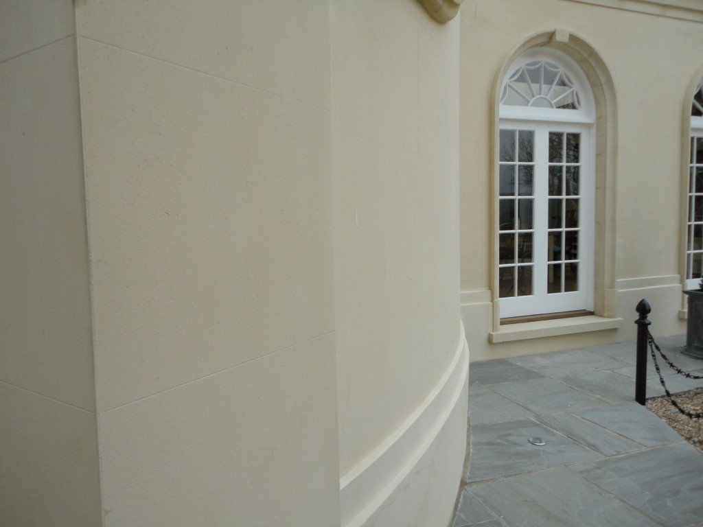 MonocoucheRS's tweet photo. #Monocouche XF #render installed in trowel #finish to appear like traditional #stonework dramatically reducing timescales at site and reducing overall cost #external_render #renovation #stonebuilding #refurbishment #plastering #construction #building https://t.co/NZya8CHSYP