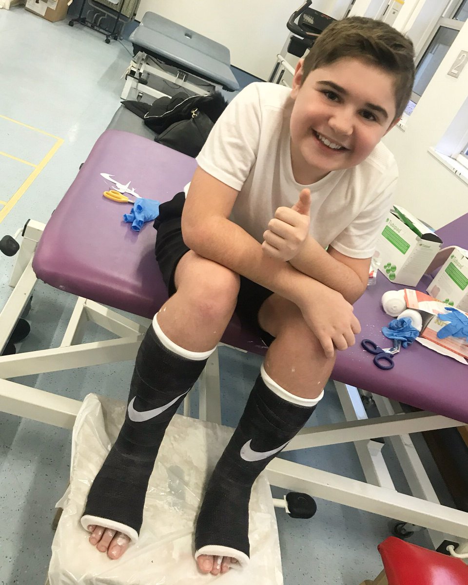 action4archie's tweet photo. Only you Archie!👌🏻🙌🏻
#settingstandardshigh #serialcasting @greatormondst @NikeUK #nike #justdoit #enthusiasm #luvthiskid💙 https://t.co/4zH6TyD0hJ