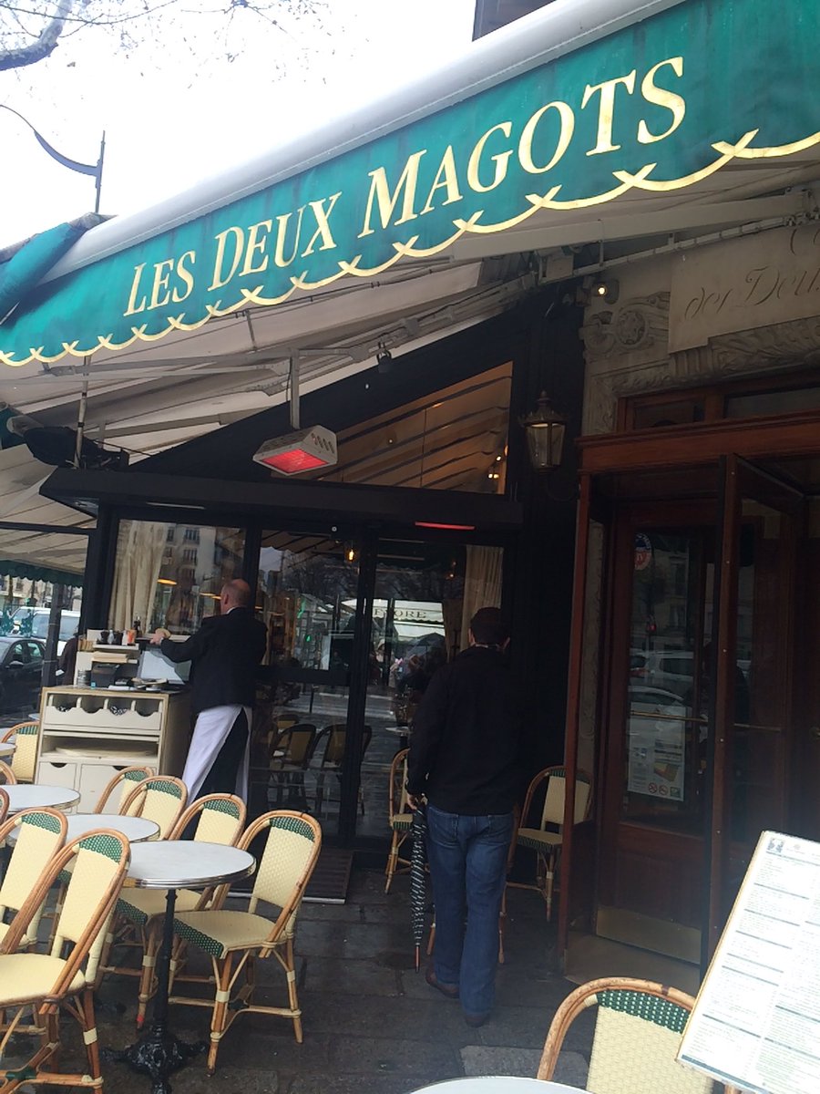 Just went to Les Deux Magots, fangirl-ing so hard #paris #hemingway