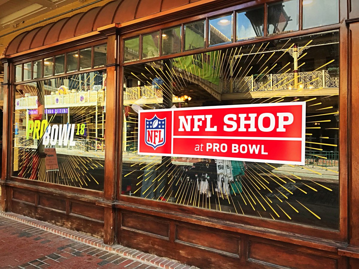 OrlMainStreets's tweet photo. Get pumped for the #ProBowl at @ChurchStOrlando's Pep Rally and Pregame party! Welcome back to Orlando, @NFL! #alocalthing https://t.co/ZnJsMDIcKV