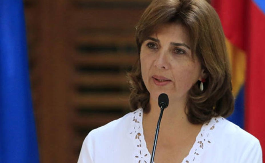 ElNacionalWeb's tweet photo. Gobierno de Colombia retiró a su embajador en Venezuela https://t.co/uqo0KkVC7H  https://t.co/h7h5s2Aq7M