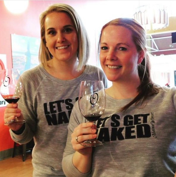 evokewinery's tweet photo. Proof that the best things in life come in pairs. 

#NakedWinery #ORWine #Twins https://t.co/g9MZvP7ihM