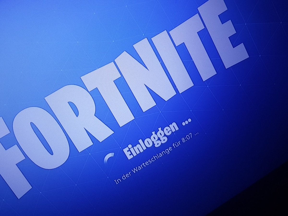 FreakVolbeat's tweet photo. @MontanaBlack @FortniteGame Ich leider auch😒 https://t.co/2fREV09qQx