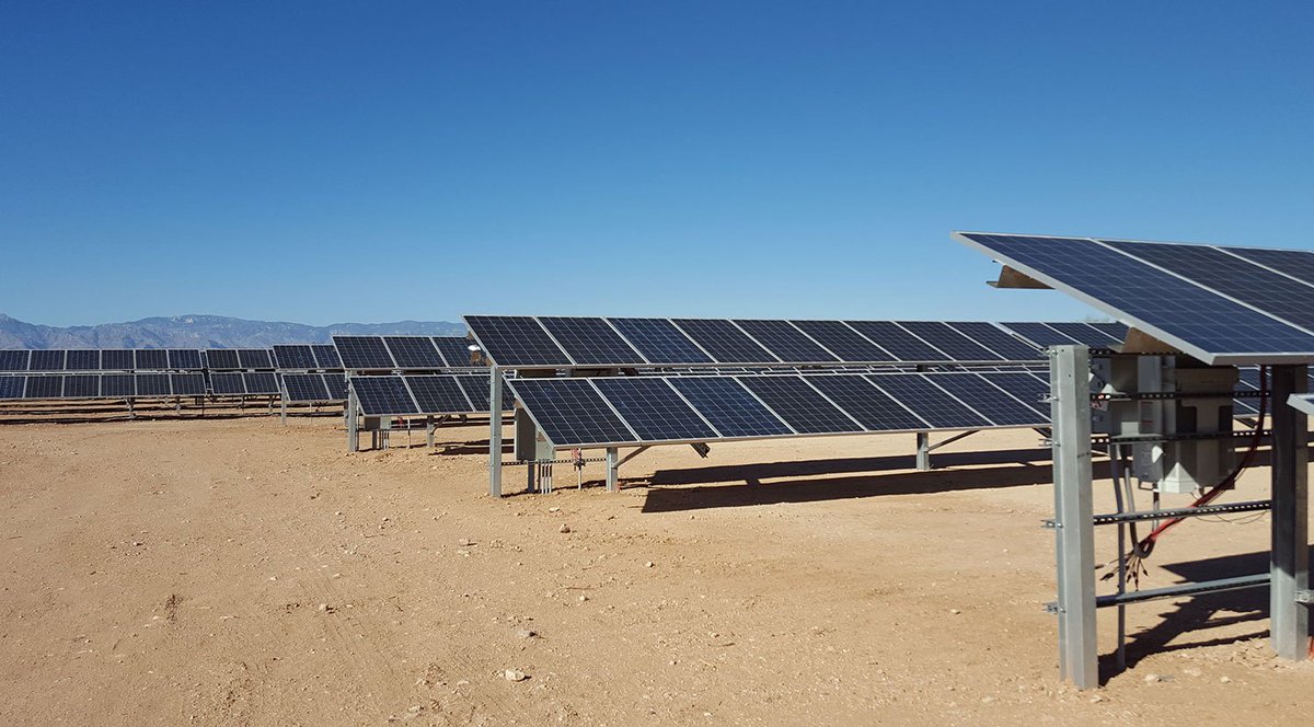 westwoodps's tweet photo. #2017recap: Our #solar team supported work on more than 500 projects, including 2.5 GW of installed capacity. This equals 25% of the total expected installed capacity of solar in the US in 2017! They also expanded into #EnergyStorage. Read more: https://t.co/mTg2U2VKMv https://t.co/6xRDGVfyCv
