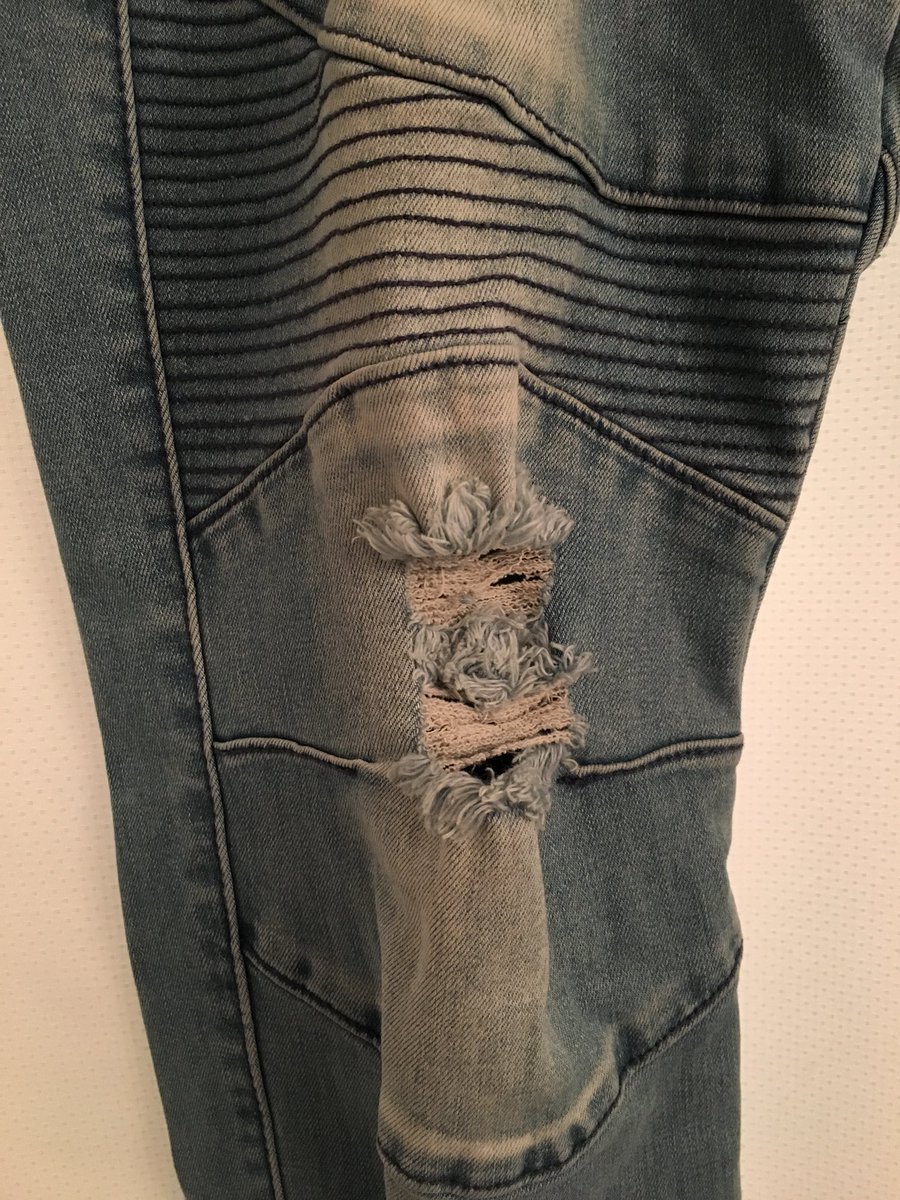 MuskokaResale's tweet photo. Kuwallatee Denim Joggers
Size: men’s 34 fits skinny
Price: 60$ https://t.co/gxYht7AkWH
