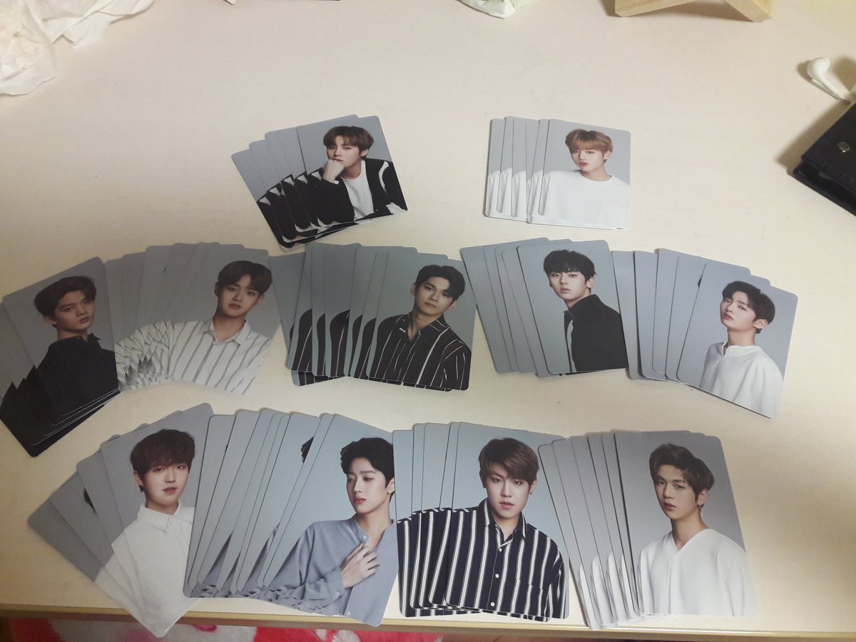 hwi_nalli's tweet photo. Rt)뭐 걸면 잘된다구해서용.. 롯리팬싸지금 이만큼 응모했구 낼 마지막으로 11장 더 응모할 생각인데 당첨되면 알티추첨 한분께 드래곤볼 드립니당 요번에 진짜간절해요 😭😭 팬싸결과 나오고 바로 추첨할꺼구 반응 없으면 빛삭할께요 쪽팔리니카😉 https://t.co/JpIpJ2DTuX