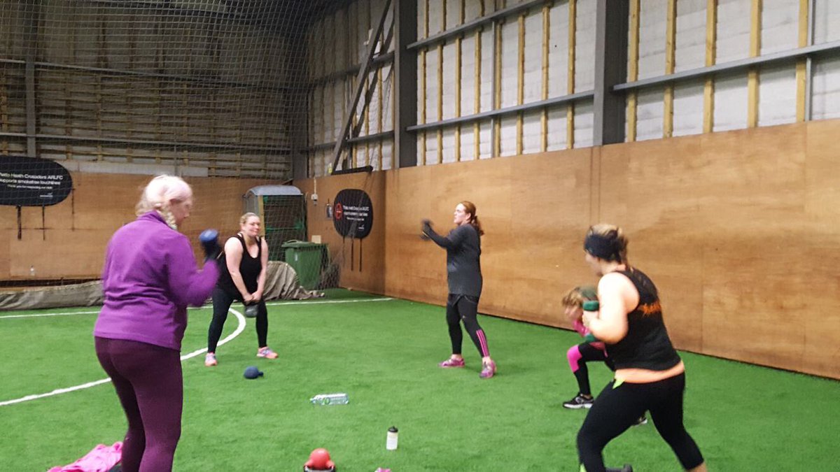 Workout 1 of the week in the bag! 💪🏼🔥💦

#HeatoneFitness #EquiptmentCircuit #IntervalTraining #LadiesFitness #Bootcamp #FitFam