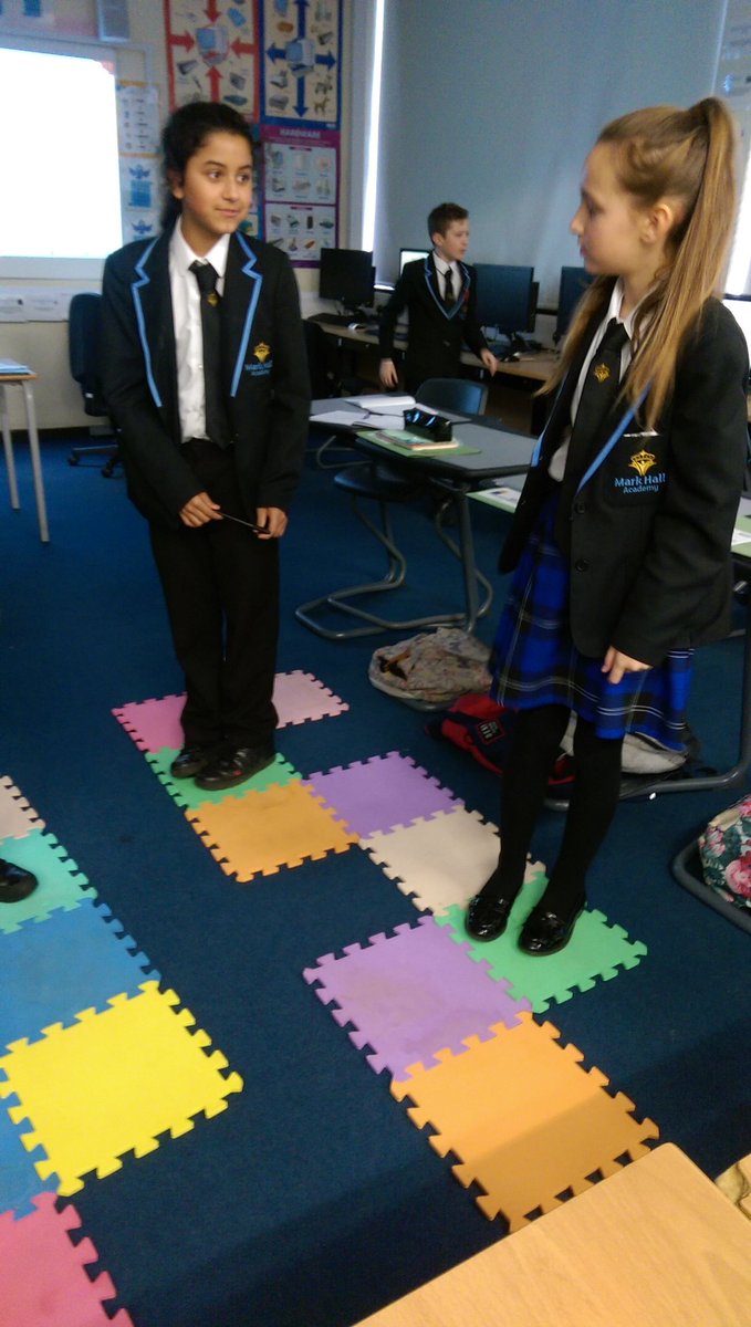 MHA_BICT's tweet photo. #unplugged CS activities #MHAStudents getting grips with Algorithms.  Step by step problem solving. Working out instructions to get from start to end! #Pythonturtle https://t.co/B52IEXo8JU