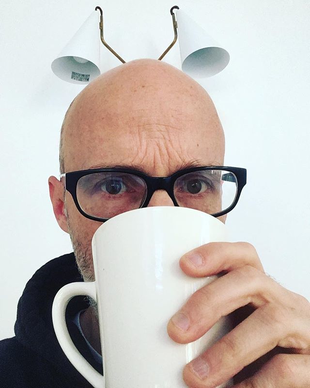 thelittleidiot's tweet photo. #neverhuman #cindylouwho https://t.co/c5vzlcjjvo