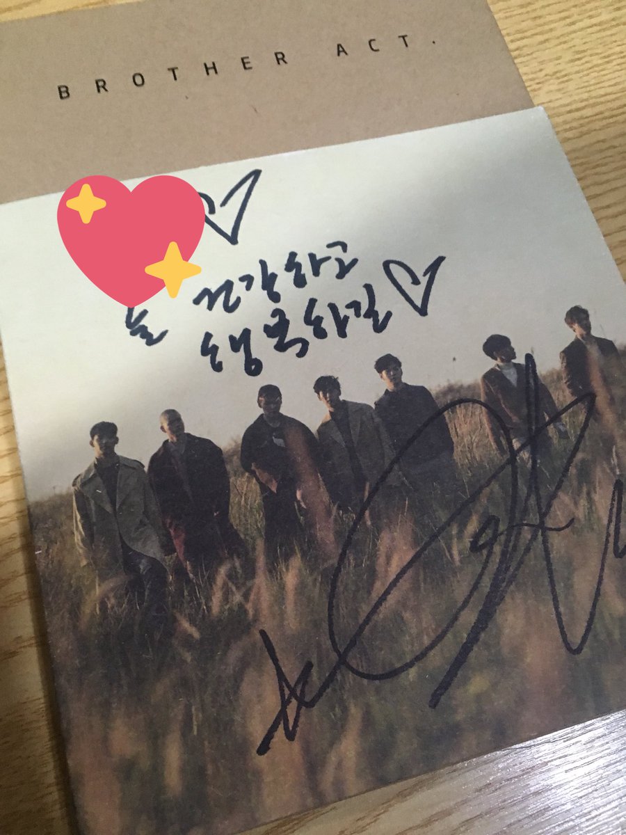 Buzzy_hs1o1's tweet photo. 카페에서 일하는 섭수니인데 오늘 저희 매장에 최애가 방문했습니다...
쌩얼뽀송창섭오빠마주치고 제심장은 박살이 났습니다 여러분...이곳이 제무덤이에요😭😭
#비투비 #창섭 #이창섭 https://t.co/M2mGaHUth1