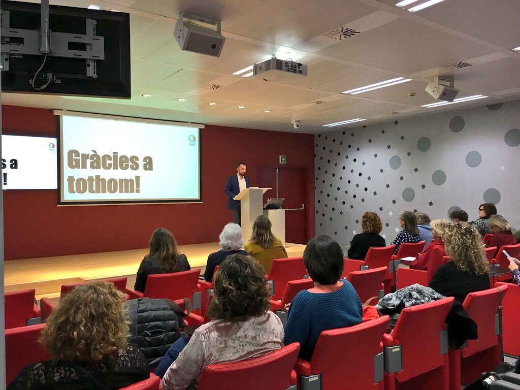 COIBarcelona's tweet photo. Al #ProjecteRESET hem re-connectat amb allò que ens uneix: el fet de ser infermeres i la voluntat d’afermar-nos com una comunitat dinàmica i forta. No estem sols, junts podem arribar allà on vulguem, @AlbertTortSiso https://t.co/OJah07WXGo