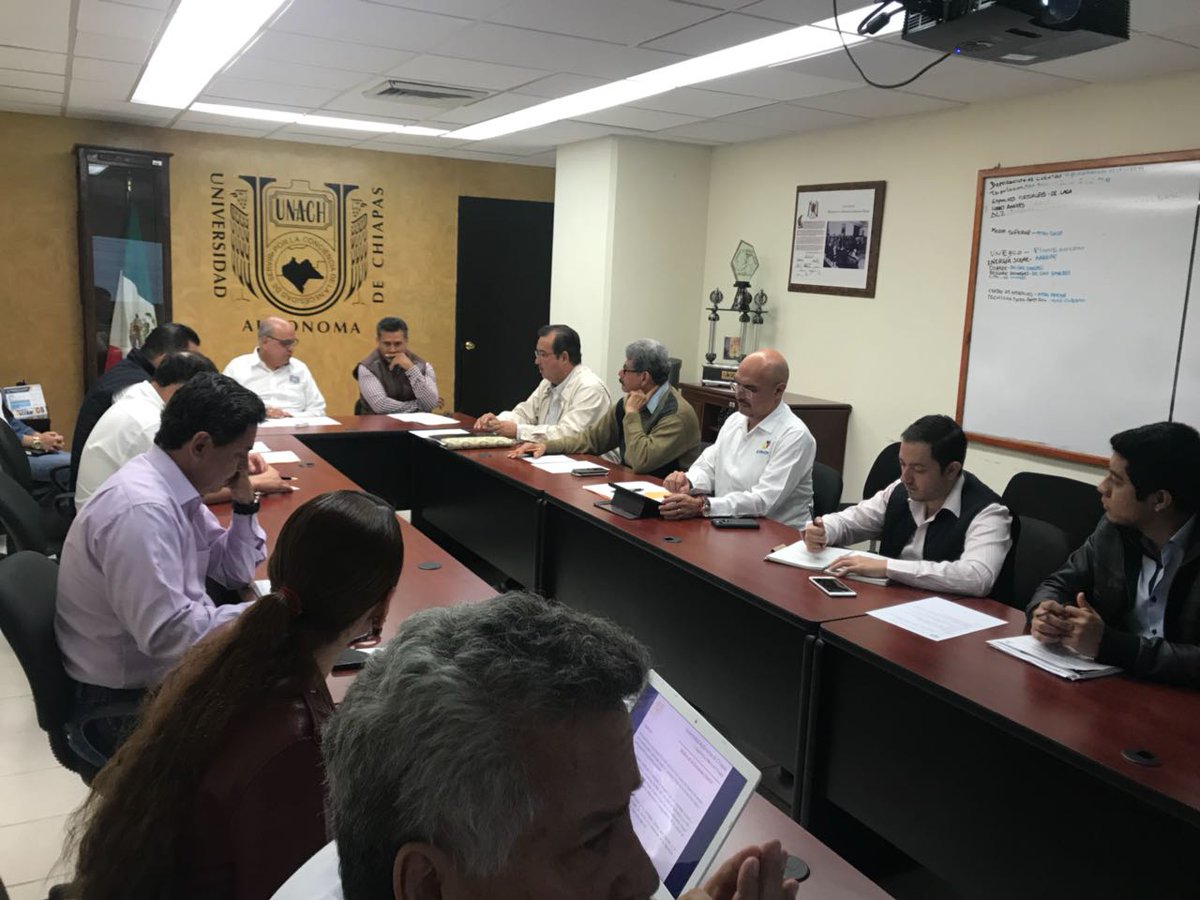 CobachSustenta's tweet photo. Directivos del @cobachchiapas y de la @comunica_unach sostuvieron una reunión de trabajo con el propósito de establecer una agenda conjunta para fortalecer el impacto de sus acciones a nivel estado e impulsar la colaboración académica, científica y tecnológica. https://t.co/wUG6gYd9gb