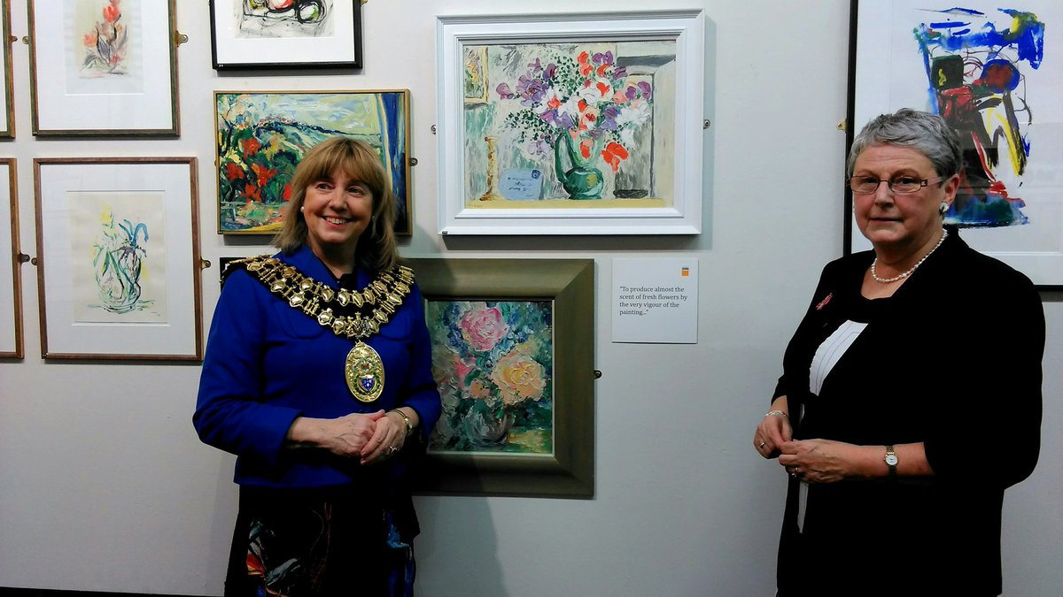 StockportWMAG's tweet photo. Harry Ousey Exhibition preview on Saturday - well done to Sue Astles and Simon from  @elephantstones6 for putting together a great show for our gallery! Over 100 paintings on show! #Forgottenartist #BritishArt Scene https://t.co/uH5J5PYhoV