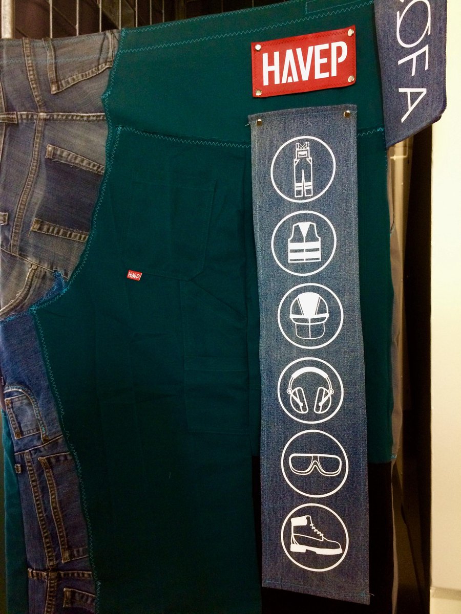 havepworkwear's tweet photo. Uit onderzoek blijkt dat de gemiddelde Nederlander per jaar zo’n 40 kledingstukken weggooit, 60% daarvan komt direct bij het huisvuil terecht en wordt verbrand. Help ons om deze verspilling van textiel tegen te gaan! https://t.co/YpakK9MaOZ #circulairondernemen https://t.co/8MnNhN11xk