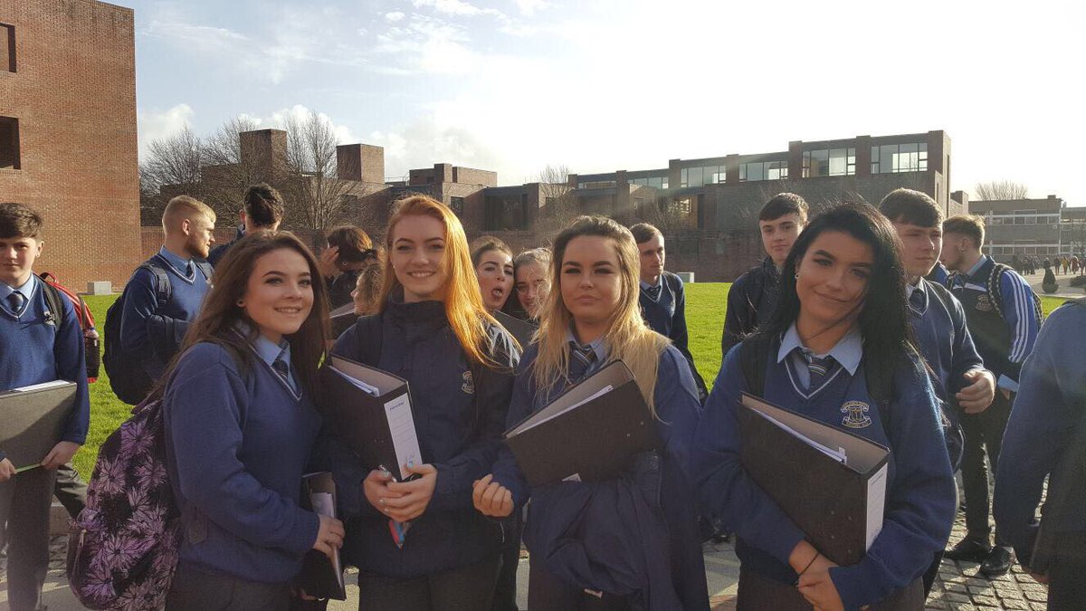 gcmhuireag's tweet photo. Daltaí 5AG ag scileanna staidéir i CIT inniu. https://t.co/8YmbQdnJsQ