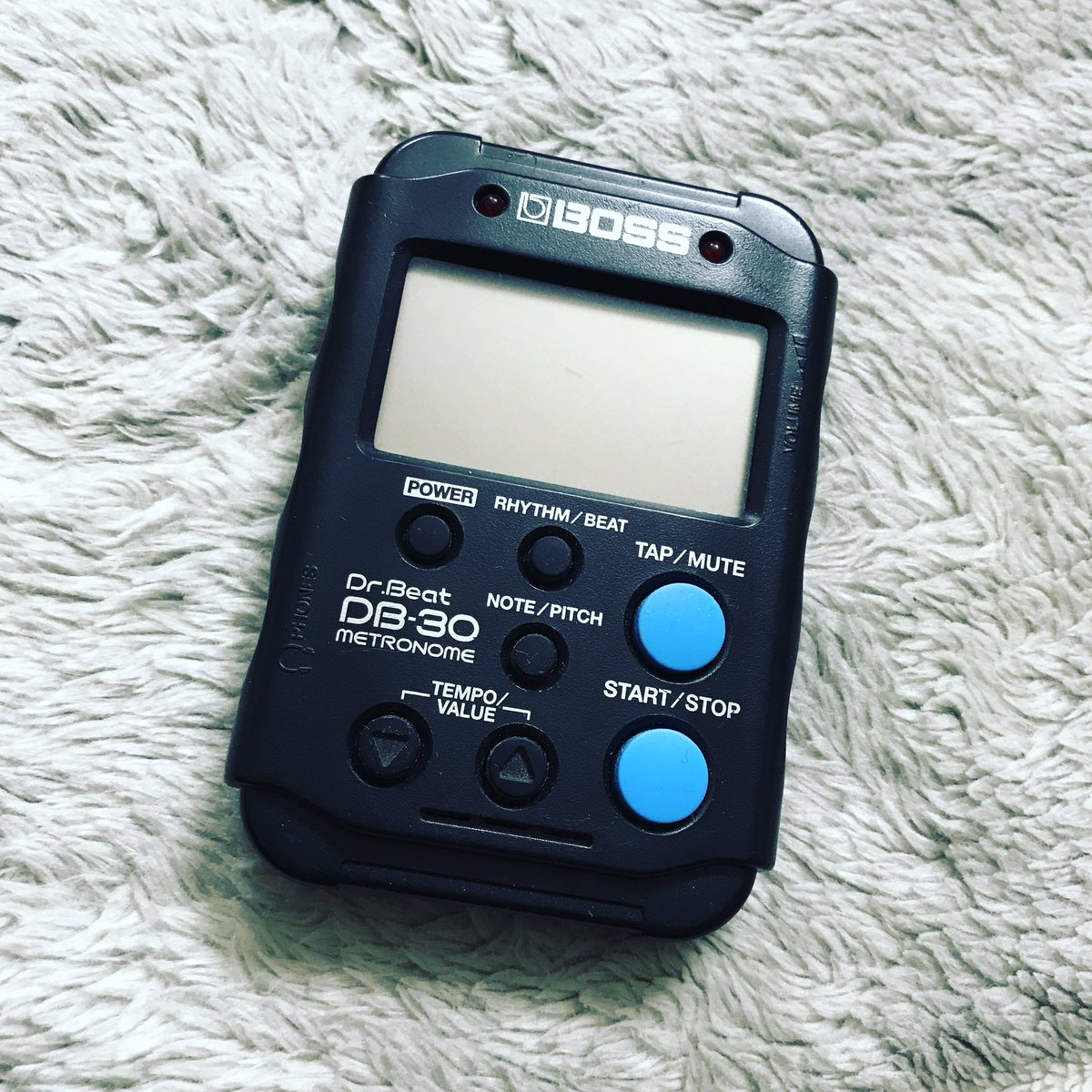 Cat_Ryosuke's tweet photo. 新しい友達がきた
最近現場でよく��うクリック
携帯じゃなくてクリック単体で欲しかったのでメルカリでゲット
大事にします( ´ ▽ ` )
#上手くなりたい #鍛錬 #メトロノーム https://t.co/u0MYXALu4f