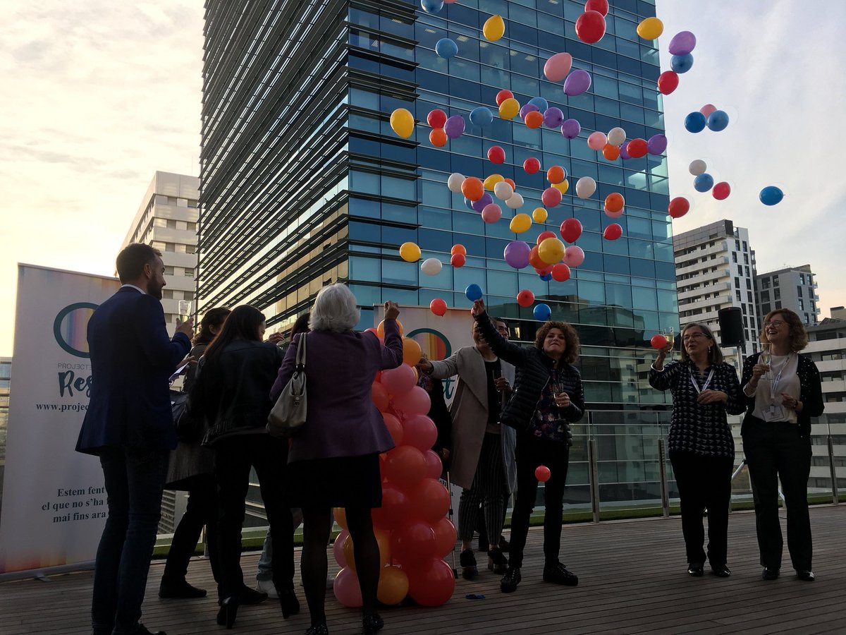 COIBarcelona's tweet photo. Clausurem l’acte de presentació dels resultats del #ProjecteRESET en representació de cada idea aportada per les #infermeresdeBCN https://t.co/mxZVQ0hj81