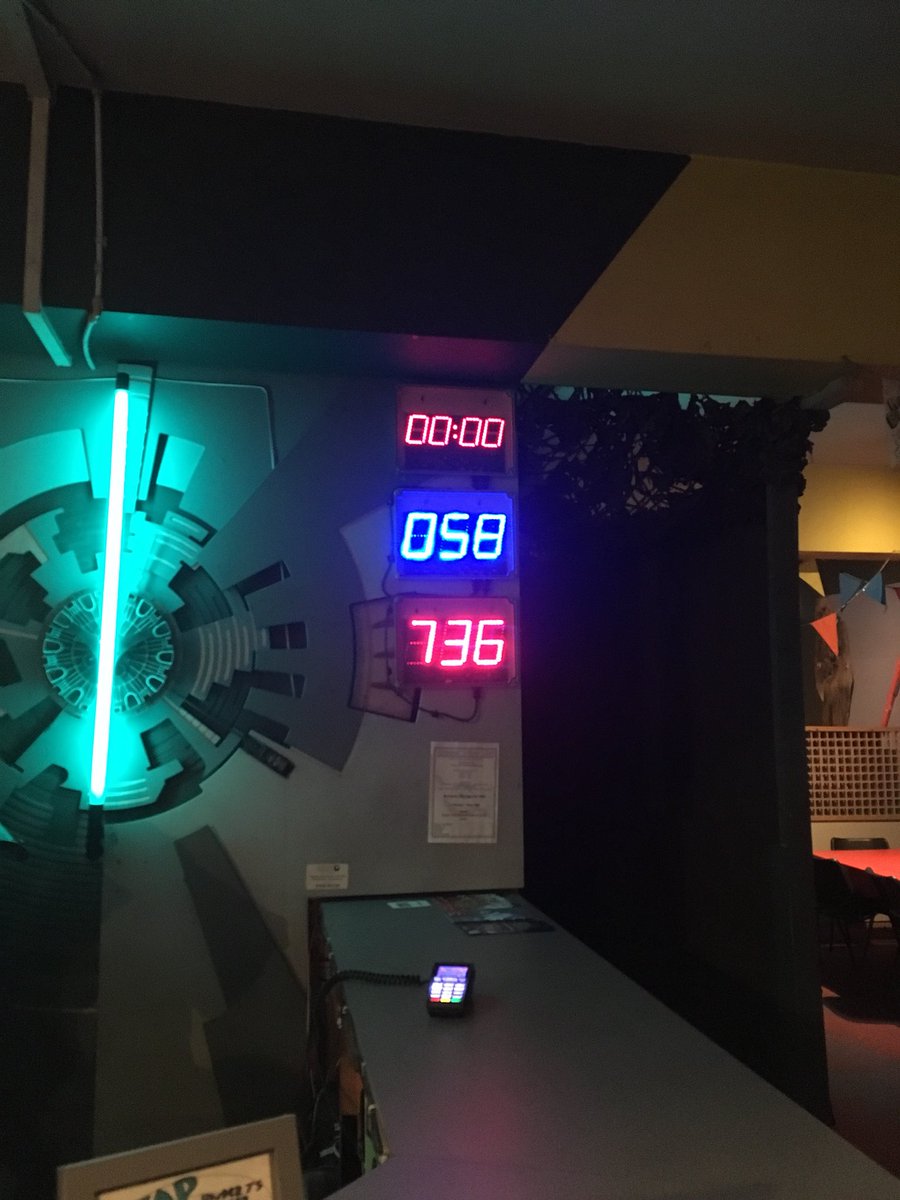 PolymerCDT's tweet photo. Another fun CDT trip to @QuasarSheffield! Blue team smashed it... not! #betterlucknexttime https://t.co/bYHYgKALCX