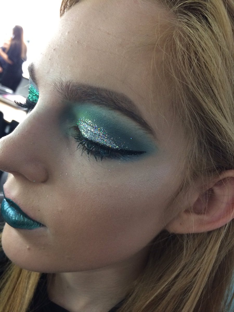 CFarrallMakeup's tweet photo. Glitter eye look done on my model Lauren 😊 (brands used: Ben Nye, @MakeupRVLTN @KATVONDbeauty  @bhcosmetics @NYXCosmetics_UK @sophdoesnails x Makeup Revolution ) #glitter #glittereyes https://t.co/ttvaKxB1Zm