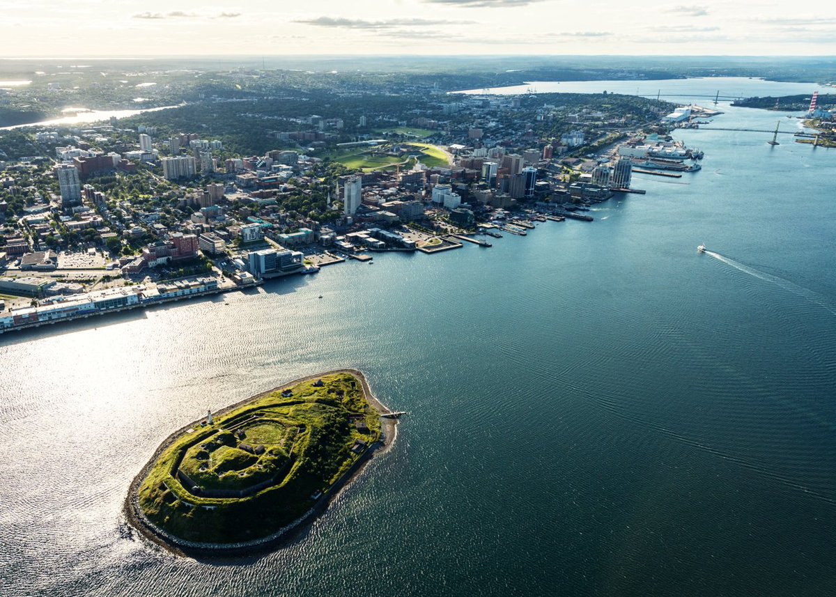 VERBInteractive's tweet photo. If you’re a millennial looking for a “hot spot” to settle in Canada, Halifax may be one of your best bets!

Find out why: https://t.co/d18ok4TyQG https://t.co/QugeSmZJwo