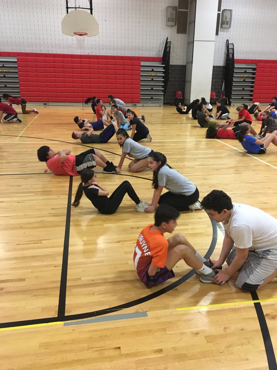 SpringhouseMS's tweet image. TriFit sit-up assessments looking good @SpringhouseMS #polarfit #smstwolves