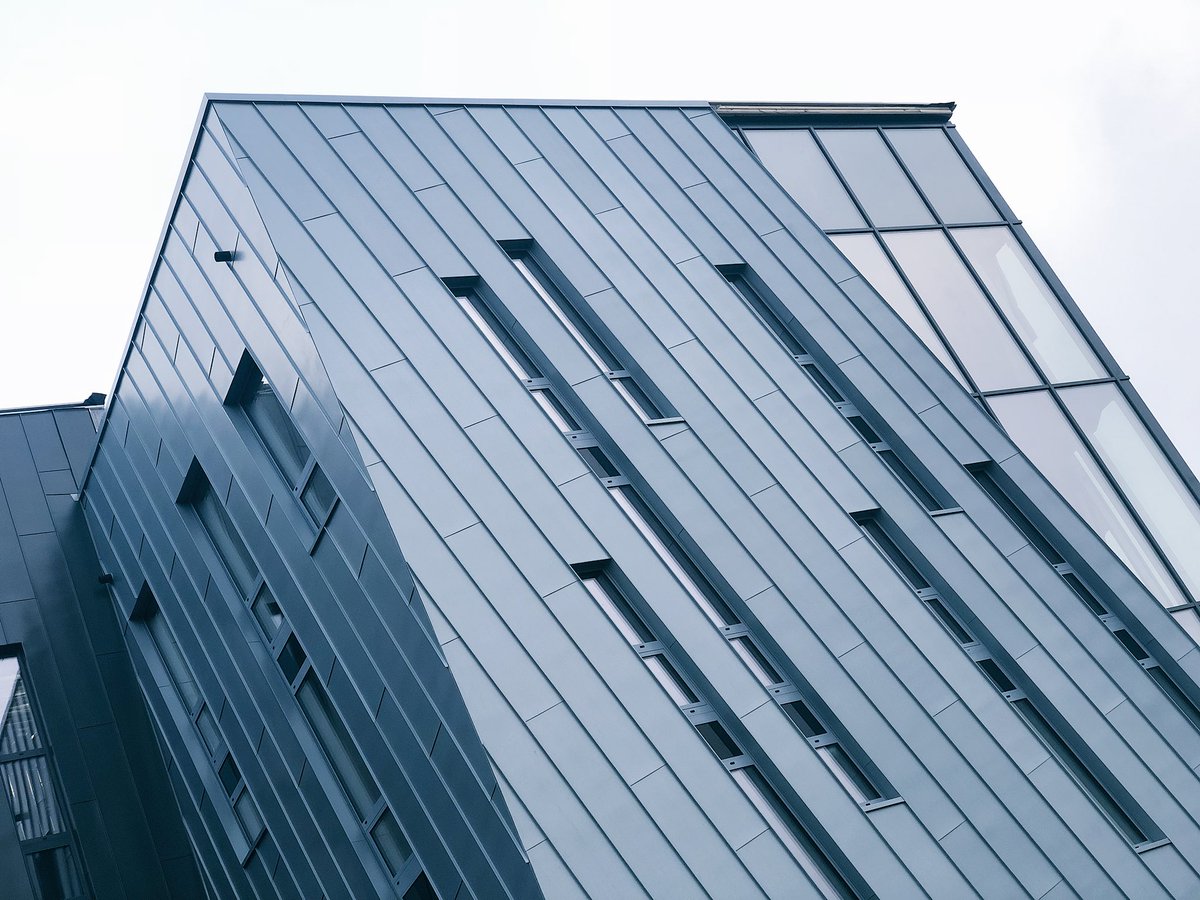 RADBuilding's tweet photo. Take a look inside, the RAD Building is really taking shape @WoodheadGroup @LewisandHickey @UoNCapProj @EnergyRA https://t.co/9TPDU4bW1d