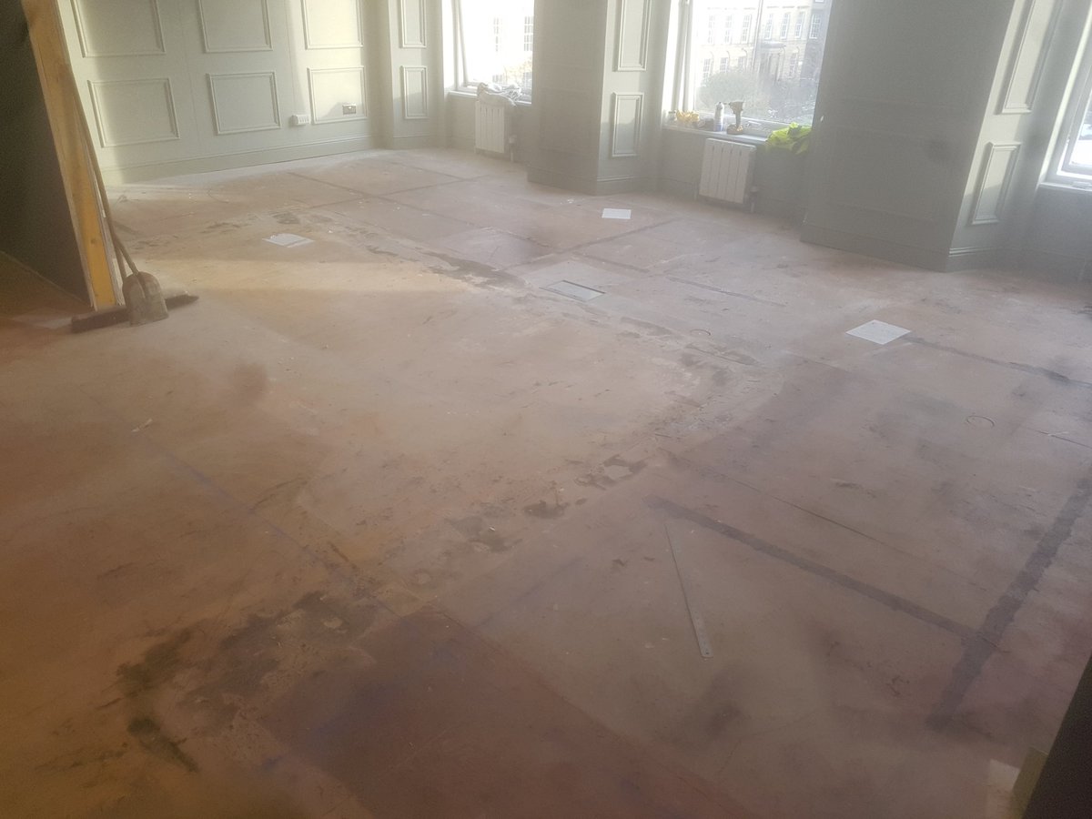 rubyflooringltd's tweet image. Carpet tile job in @Glasgow city centre 👍