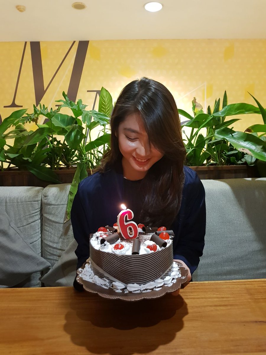 jcvrnd19's tweet image. Count me in please, don't wanna miss it #6rowWithVeranda 
💙