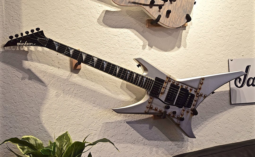 humbuckerlover's tweet photo. 400 members thank you all so much please share this page. #jackson #jacksonguitars #Facebookgroups #jacksonguitarsownersforum #lefty #supportryatt #gofundmeryatt https://t.co/Y2WMMsOhkw