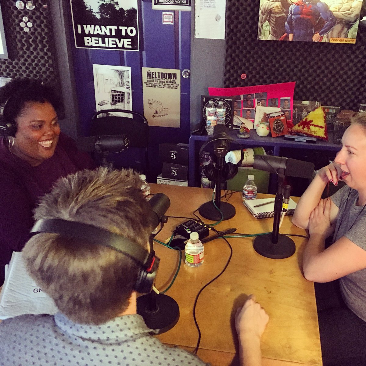 bodycourage's tweet photo. @FriendOrFauxPod thank y’all for interviewing me about #YoungSheldon - We chatted my upcoming projects, the future of #BodyCourage Like, Share & Comment on the podcast page by clicking here: https://t.co/SJdmbMpYNO
#actorslife https://t.co/mK4jTUtgtA