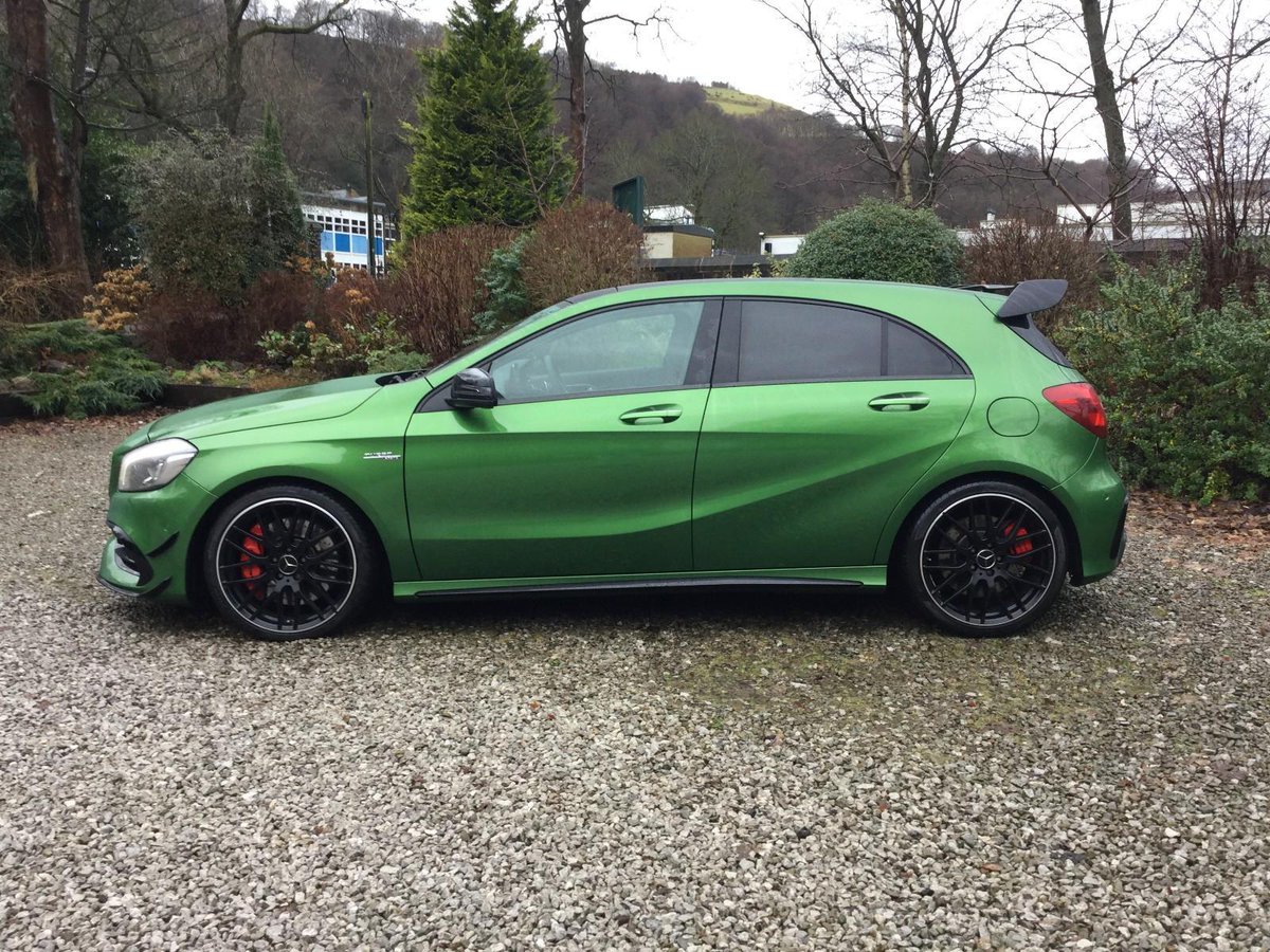 Earlsimxx's tweet photo. This Elbiate Green Mercedes-AMG A45 https://t.co/13wgnTPlCG