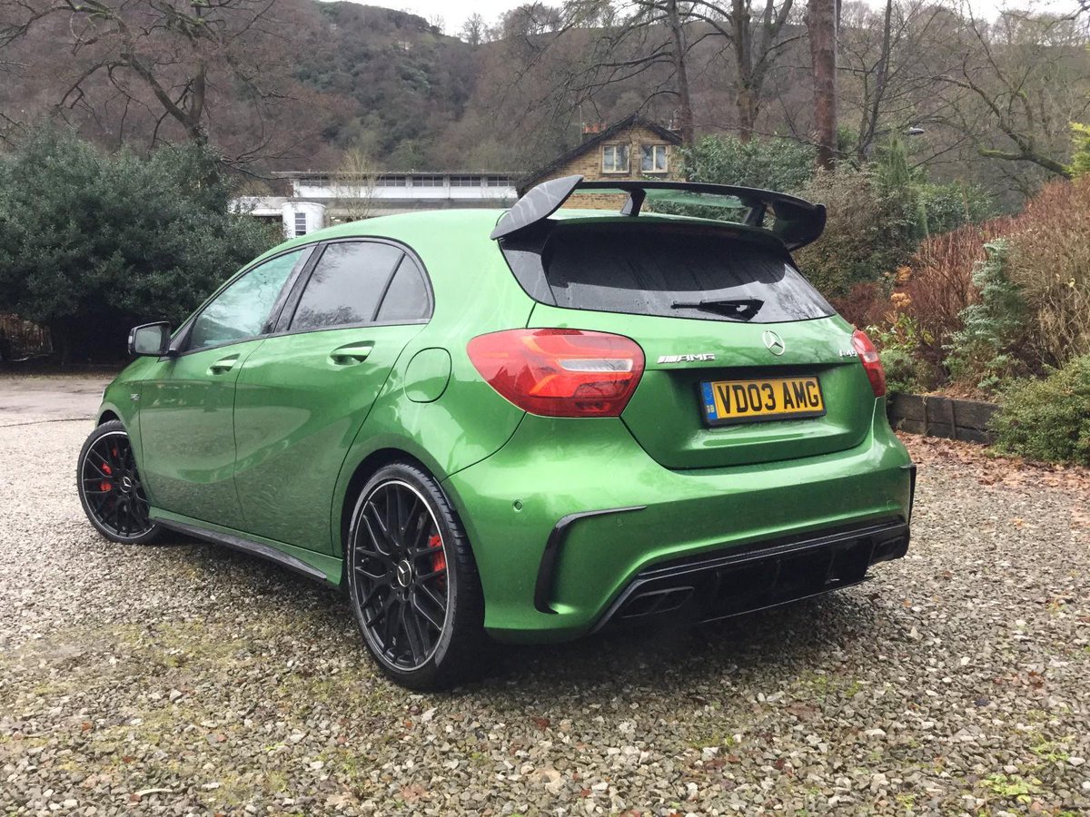 Earlsimxx's tweet photo. This Elbiate Green Mercedes-AMG A45 https://t.co/13wgnTPlCG