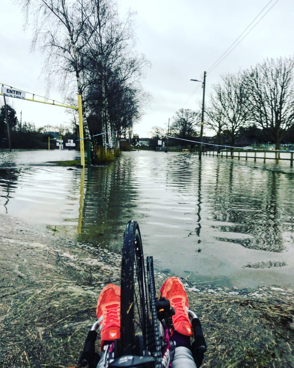 Dolly2racer's tweet image. There always more than one route to where you want to go. 
Don’t be afraid to take a different path.
Today I took my own advice quite literally!
#differentpaths #alwaysaway #planb #changeisgood #lifelessons #literally #bikelife #floods #tewkesbury #needaboat #handcyclingproblems