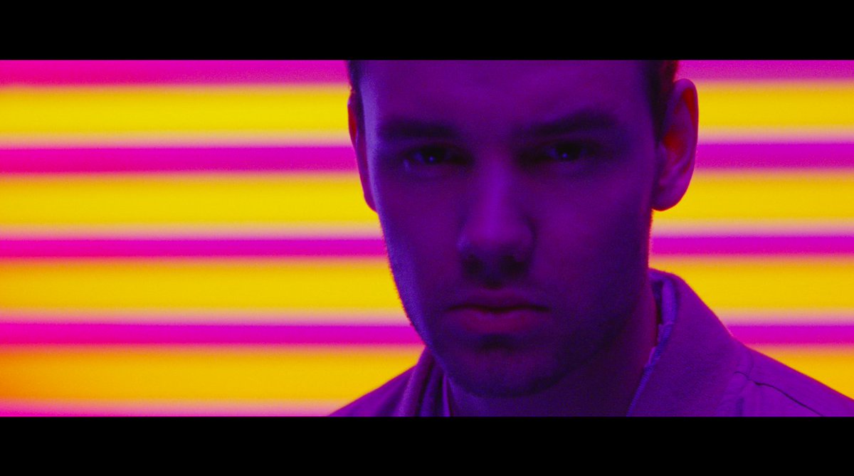 LiamPayne's tweet photo. That face when you haven't voted #BRITVIDLIAMPAYNE yet today 😂 https://t.co/GVGdOBVcWC