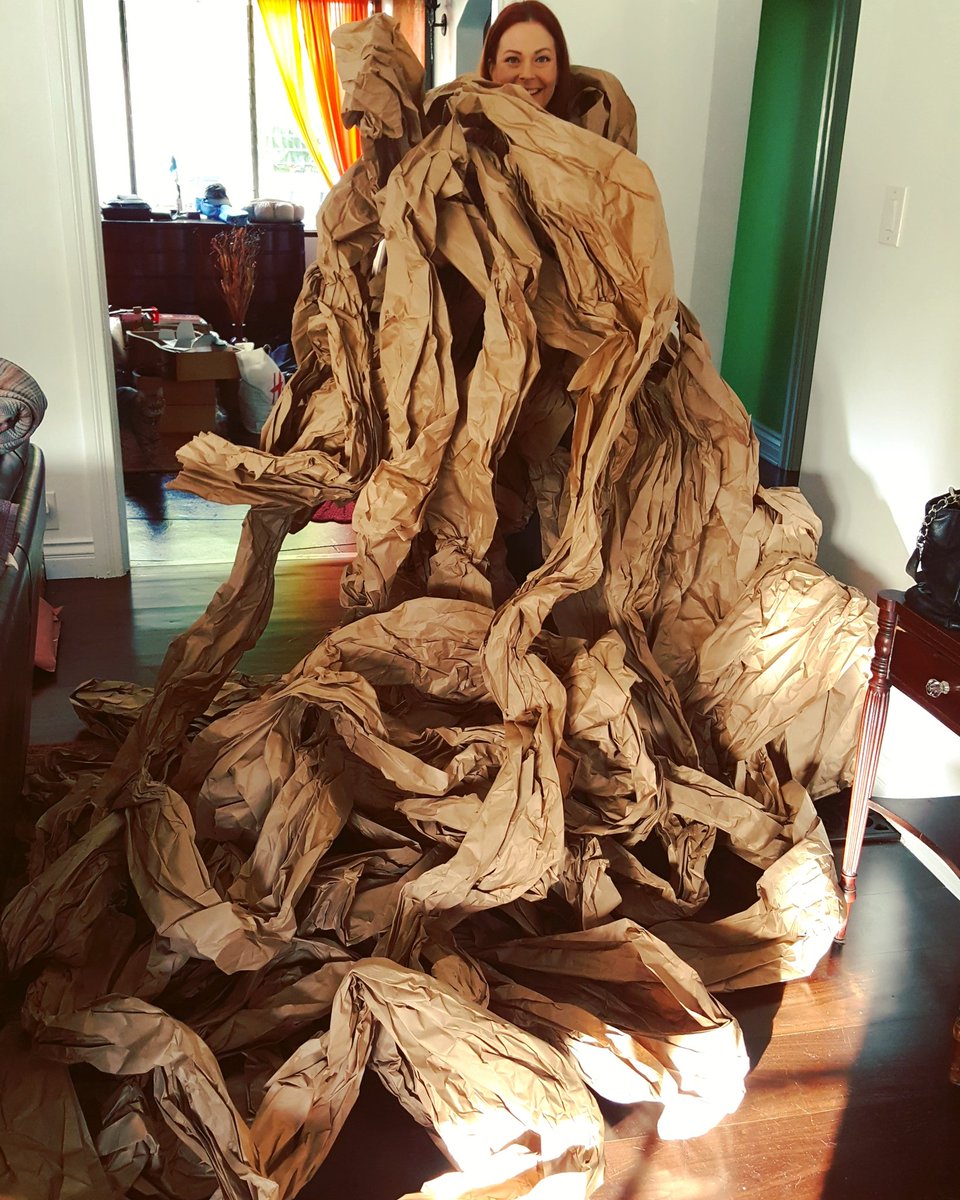 AnnaEasteden's tweet photo. I accidentally created a couture dress by showing how much packing paper can fit in a couple of medium sized boxes I ordered. I think the amount of paper waste is ridiculous, but it made kind of a cool picture. #couture #couturedress #recycle #paper #packingpaper #packingmaterial https://t.co/jKtFaFlG4K