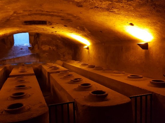 FedericaAnto2's tweet photo. #NeiCastelli
#CastelSantAngelo
Impiantato sul Mausoleo di Adriano, già dal 403 d.C. vide la metamorfosi in un fortilizio, passando da Teodorico fino ai Crescenzi ad arrivare a Papa Borgia che incaricò Antonio da Sangallo di fare una fortificazione moderna.
È il Castello di Roma! https://t.co/n4SQG4lVfU