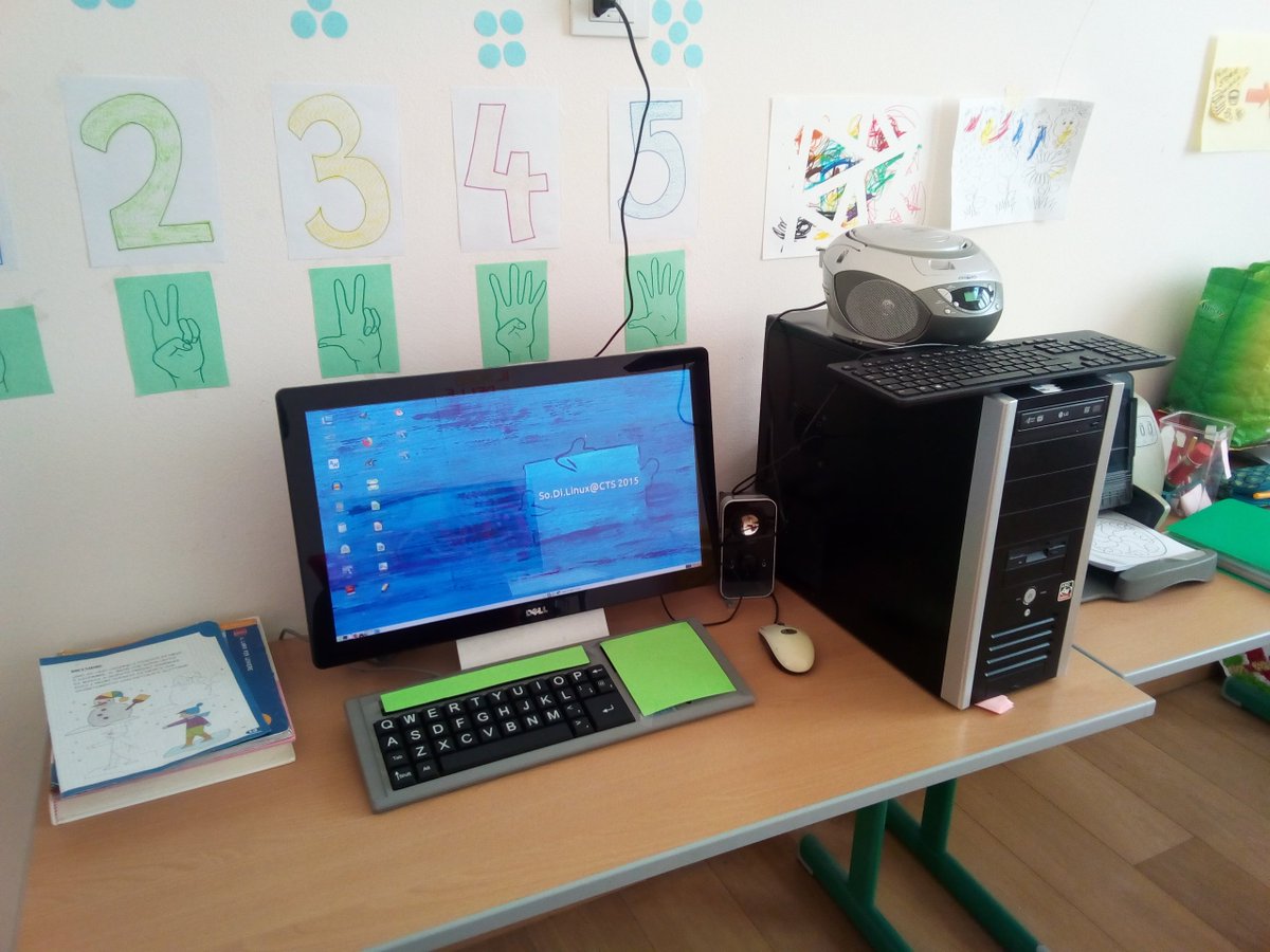 ninefix's tweet photo. Postazione per il sostegno con #SODILINUX, schermo touch e tastiera facilitata! #softwarelibero #linux @IpraseTrentino @Bettananni @mattruffoni @Faccioli74 https://t.co/Rwlsuqw42p