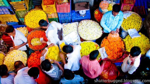 Have You Explored These 14 Good Old Traditional Markets of India ...