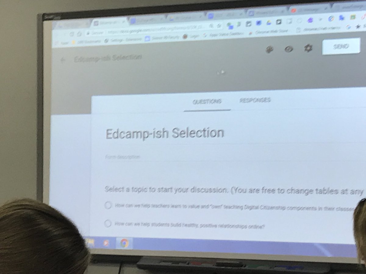 SharonSliwa's tweet photo. Thank you Lisa & Jon for hosting today! Love the collaboration and ideas shared with this group. #DPdigcit https://t.co/Sh3mrqLM1u