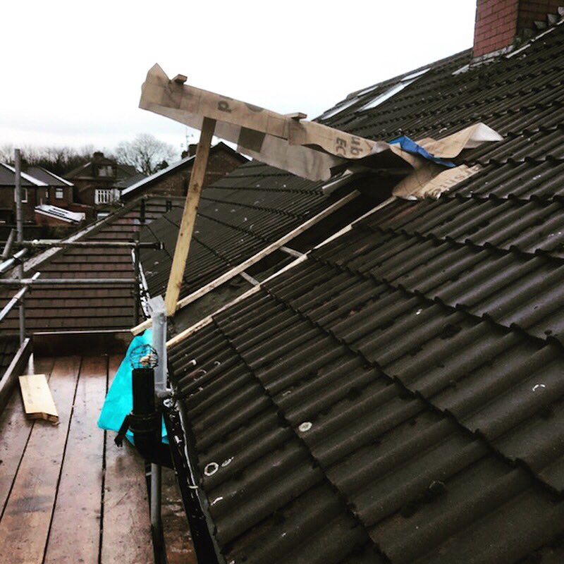 BrhBuild's tweet image. LOFT CONVERSION started in audenshaw more pics to follow!👌😉#lofts #loftconversion # Builder’s #greatjobdone