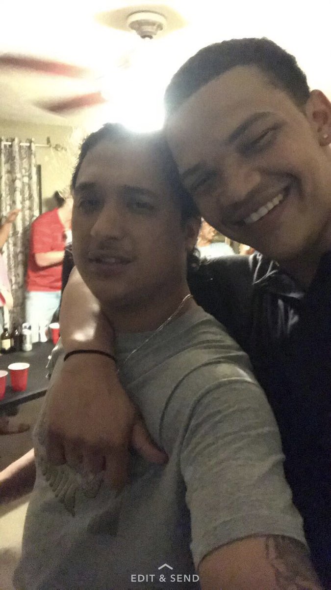 D_bazile's tweet photo. I feel like a bad friend but I’ve been so busy with work and my new house but I want to say happy belated birthday to one of my road dogs!! Love you little bro 💯💯 @MiggiTweets https://t.co/VsKdVnCg2s