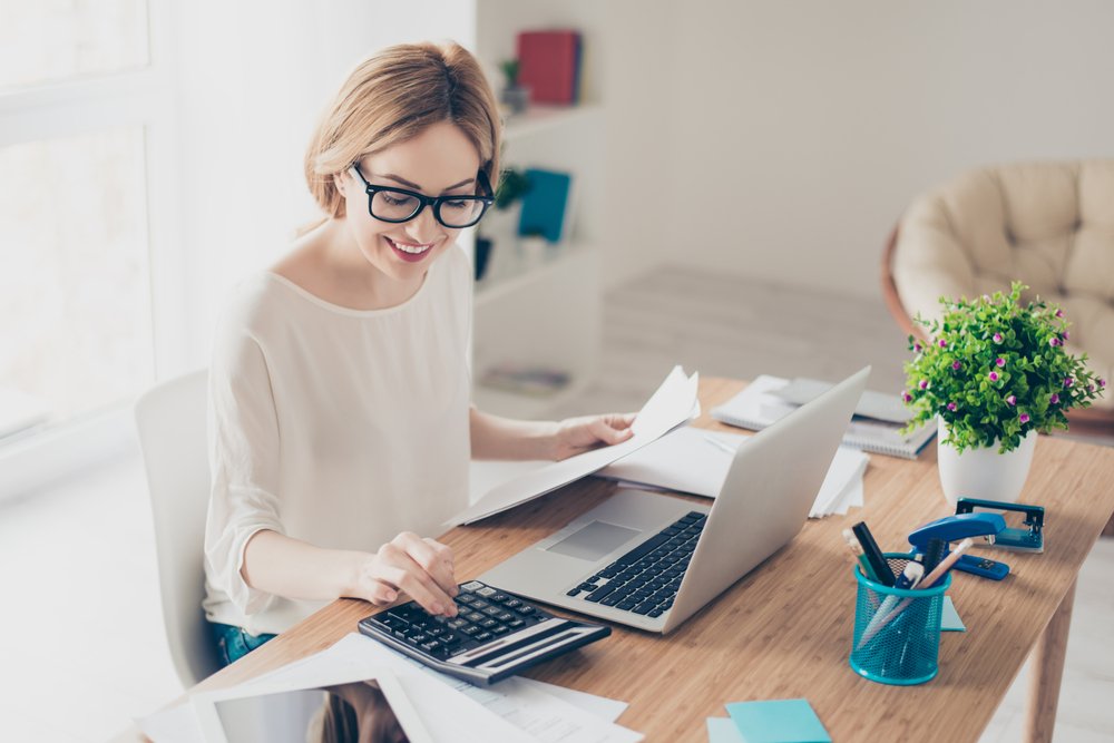 sageportugal's tweet photo. Simplificar o reporte fiscal, automatizar tarefas e acompanhar a evolução da empresa. Todas as tarefas contabilísticas se tornam mais fáceis com #SageforAccountants https://t.co/y1felWsq1B https://t.co/7Q4Ak3aUh0