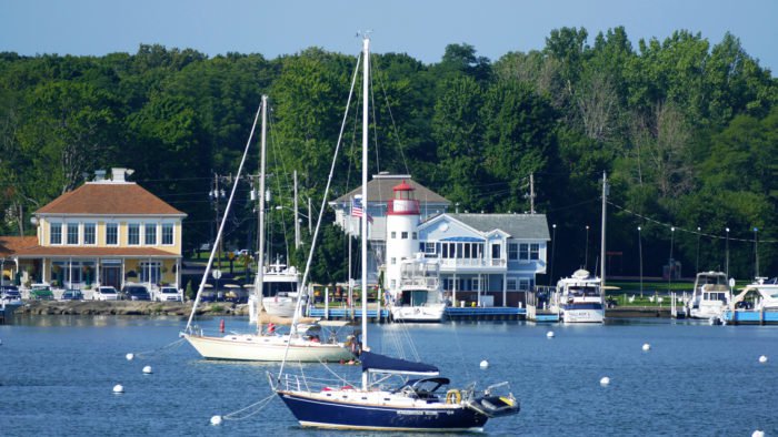 GreenDoorMedia's tweet photo. The 8 Towns You Need To Visit Near Cleveland In 2018 https://t.co/5CplBL18Ss via @onlyinyourstate #TravelTuesday https://t.co/S9lOy41HE3