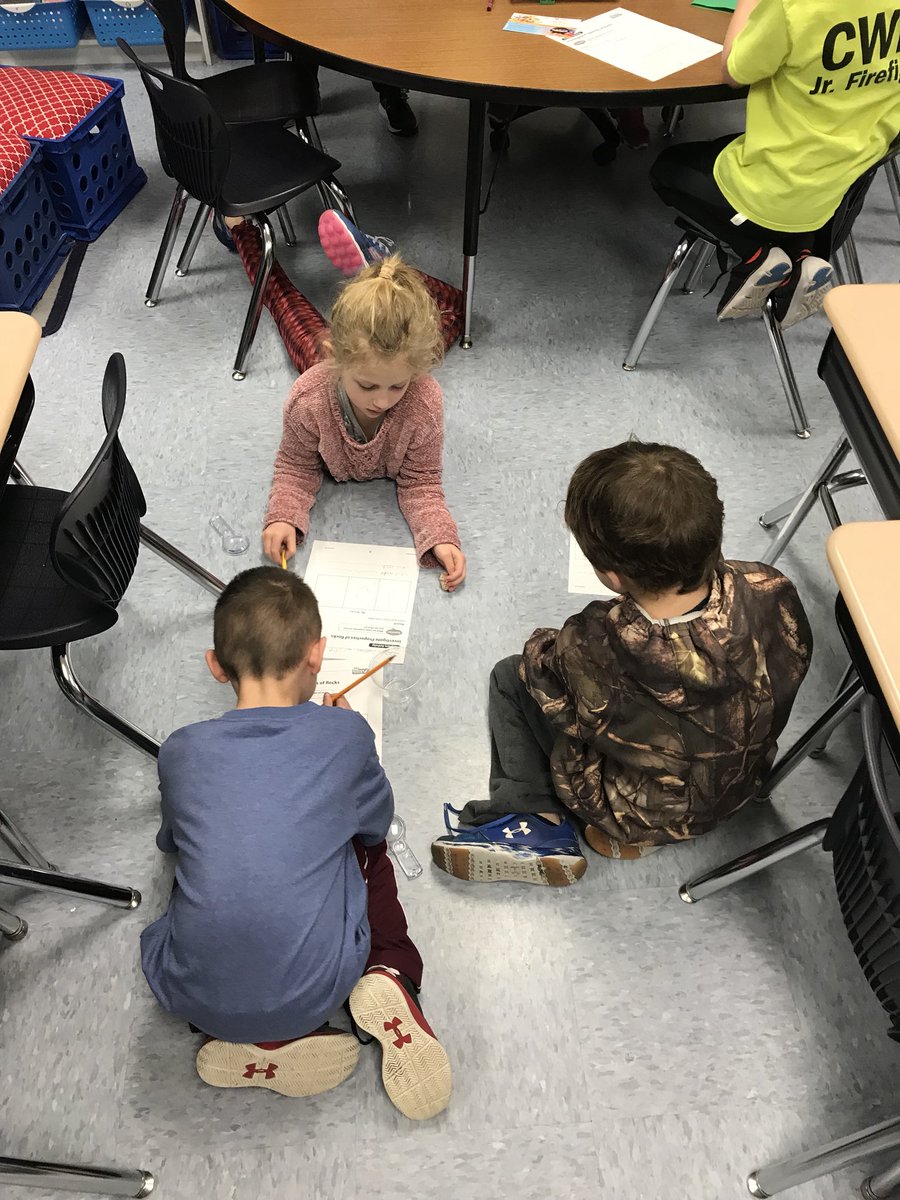 MahersMinions's tweet photo. Observations on the properties of rocks! #LMEmagic #firstgade #science #geologists https://t.co/s2s0MGdHGm