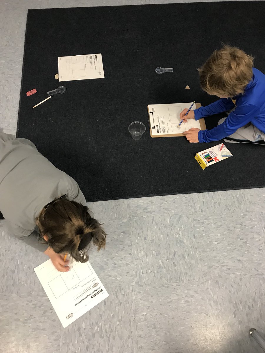 MahersMinions's tweet photo. Observations on the properties of rocks! #LMEmagic #firstgade #science #geologists https://t.co/s2s0MGdHGm