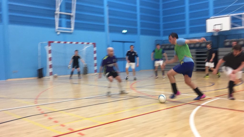 A good squad training session last night at the Oriam. The club looking to finish the second half of the season strongly starting tomorrow vs Saccas and Edinburgh Deaf 
🔵⚫️#futsal #forzanera