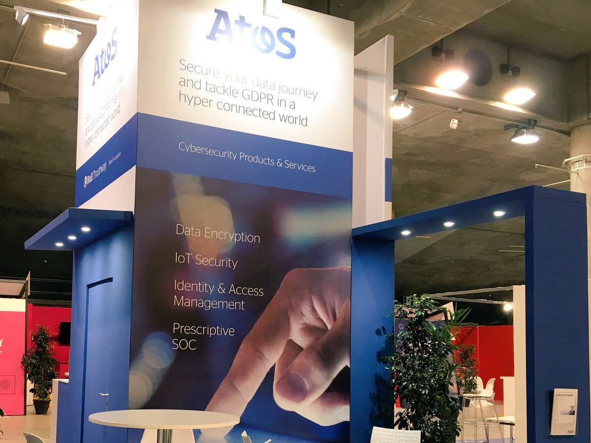 AtosFR's tweet photo. Une belle première journée qui s’achève au #FIC2018 avec nos experts de la cybersecurité #Hoox #Evidian #Elexo! https://t.co/Ex2AYTqq6t