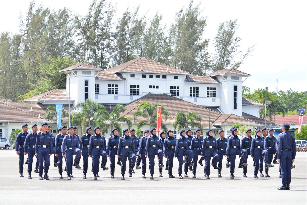 phtggrphr's tweet photo. Yg kalah tak akan terus kalah.
#psstudm #ac2018 @airforcenextgen @airforceump https://t.co/qsyTY5FSWW